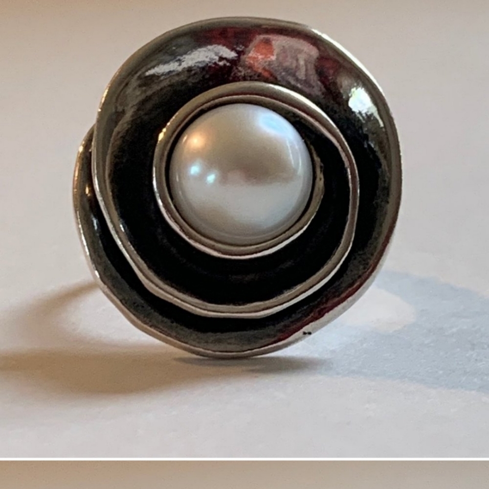 Silpada Lily Pearl Ring  size 8.5